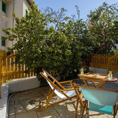 Villa You And Your Family Renting This Idyllic 09