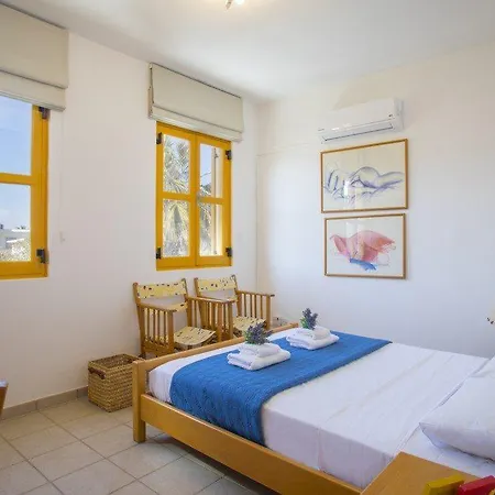 You And Your Family Renting This Idyllic 09
