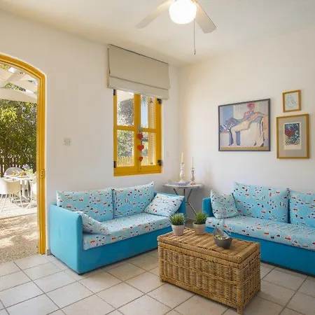 You And Your Family Renting This Idyllic 09 بروتاراس