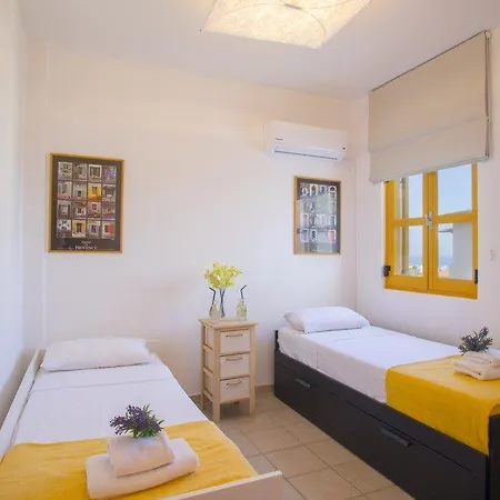 You And Your Family Renting This Idyllic 09 فيلة *
