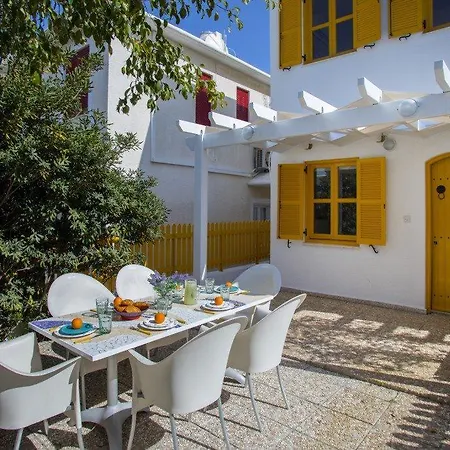 You And Your Family Renting This Idyllic 09 *